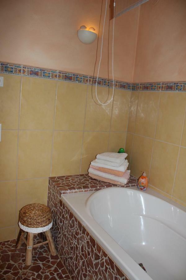 Ferienwohnung-Malanders Andernach Esterno foto